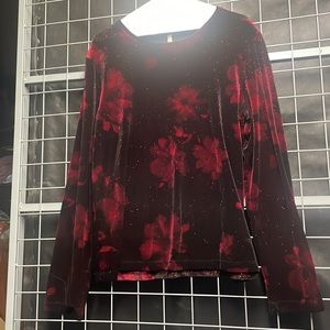 White Stag Shimmery velvet floral Top! XL